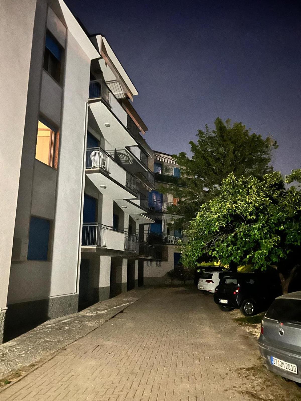 La Casa Di Lazise Apartment Exterior photo